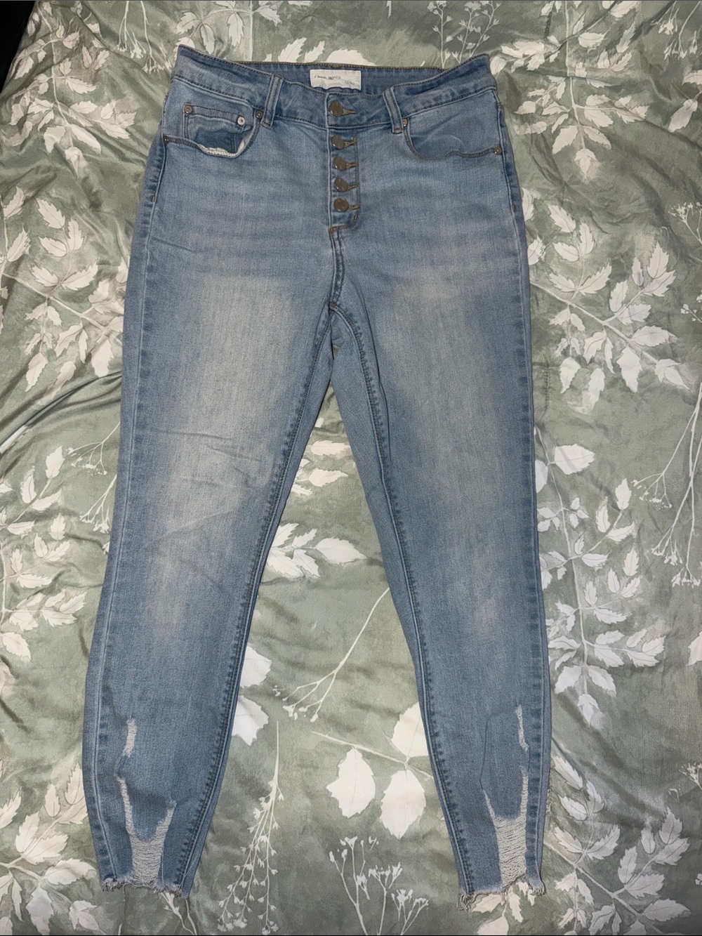 Charlotte Russe Light Blue High-Rise Button-Fly Jeans